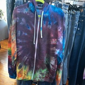 Fruit of the Loom Multicolor Spiral Tie-Dye Hoodie